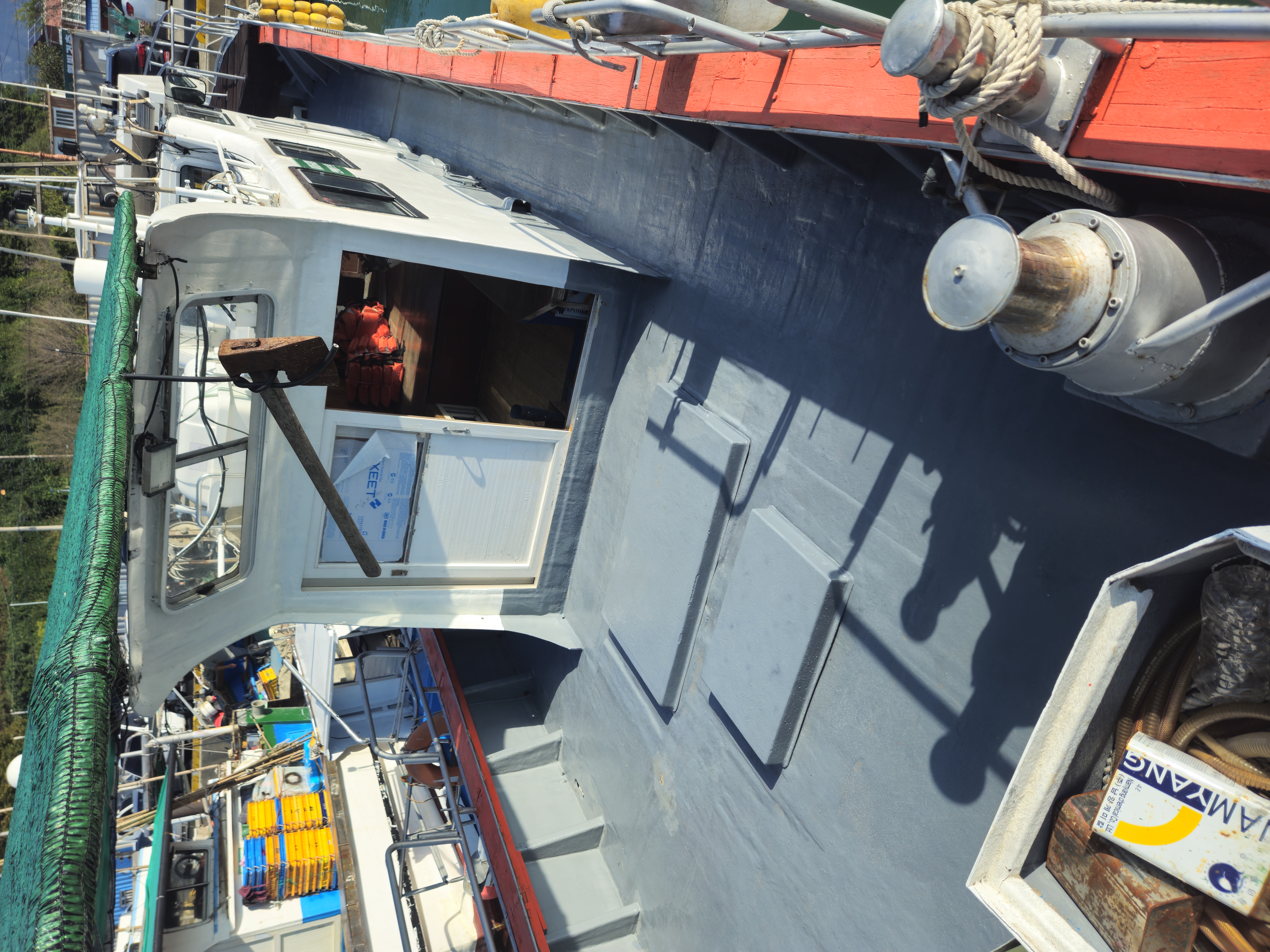 [경남] 8.55톤 연안 복합 낚시배 매매 이미지 4