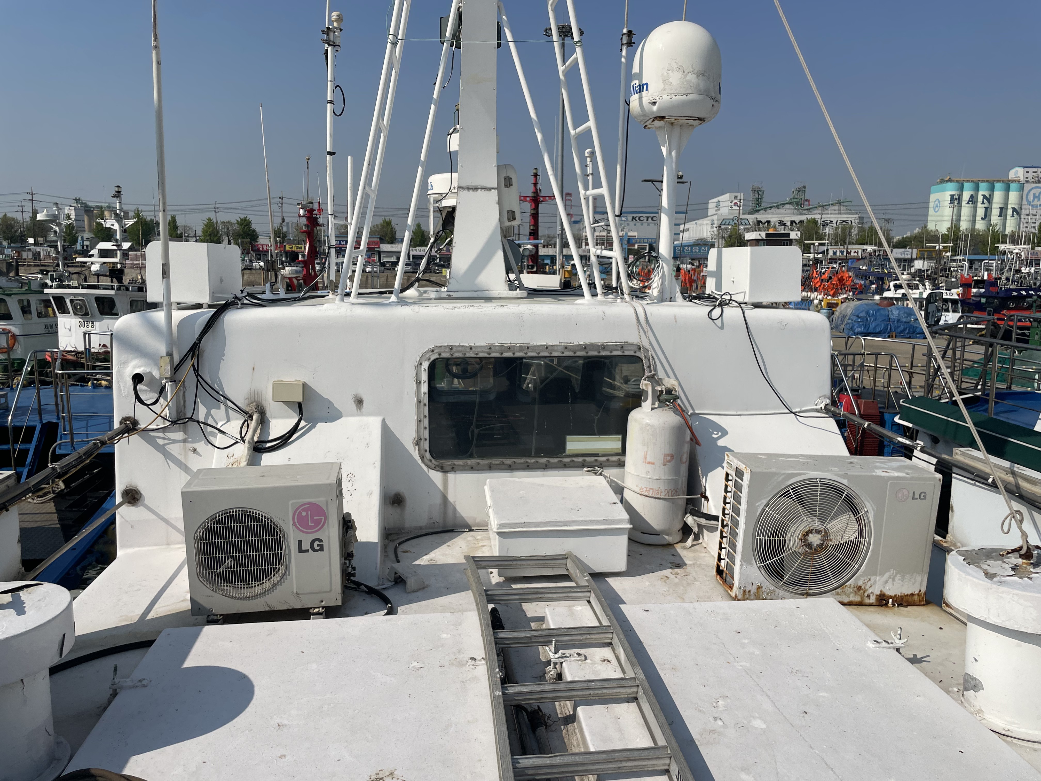 51톤 여객선 선체만 매매(선체+엔진+장비) 이미지 10