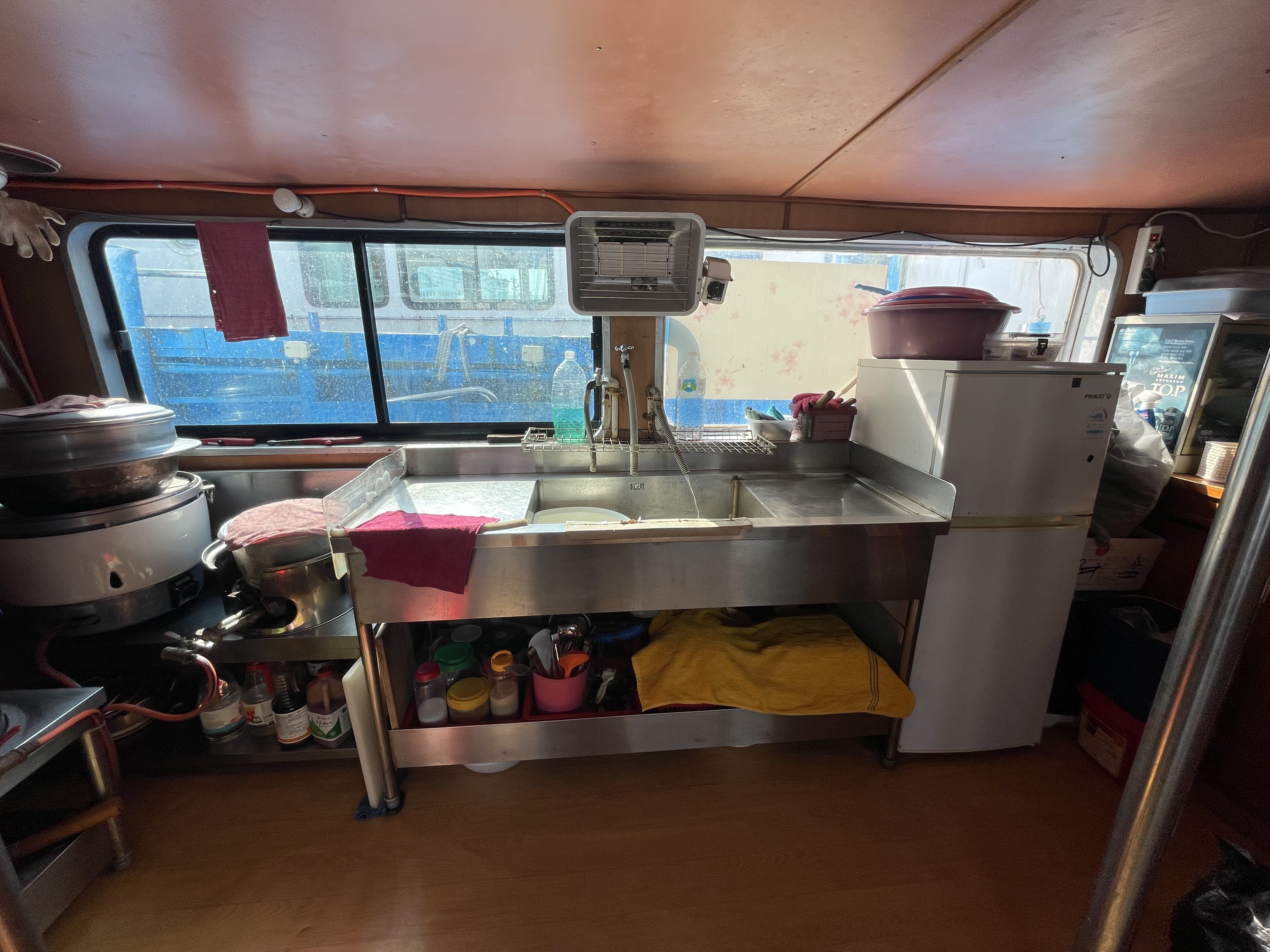 51톤 여객선 선체만 매매(선체+엔진+장비) 이미지 6