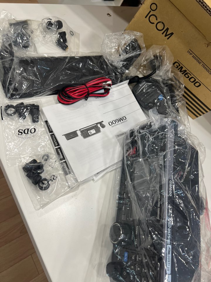 [박스만 개봉된 새상품] ICOM GM600 해상용 GMDSS VHF 해상 선박 무전기 풀세트